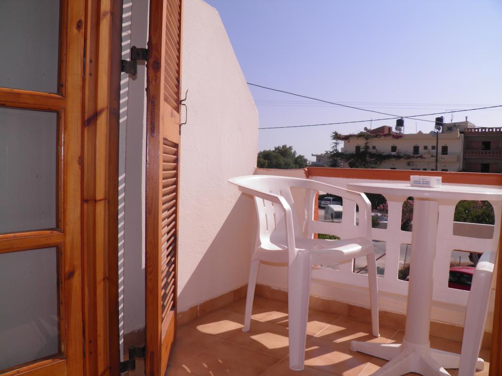 Galaxias Studios Kalamaki  Habitación foto